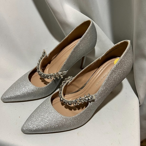 BCBGeneration Silver Glitter Heels NWB size 7 - Picture 5 of 9